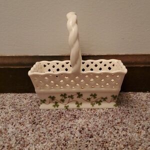 Shannon Porcelain Rectangle Basket